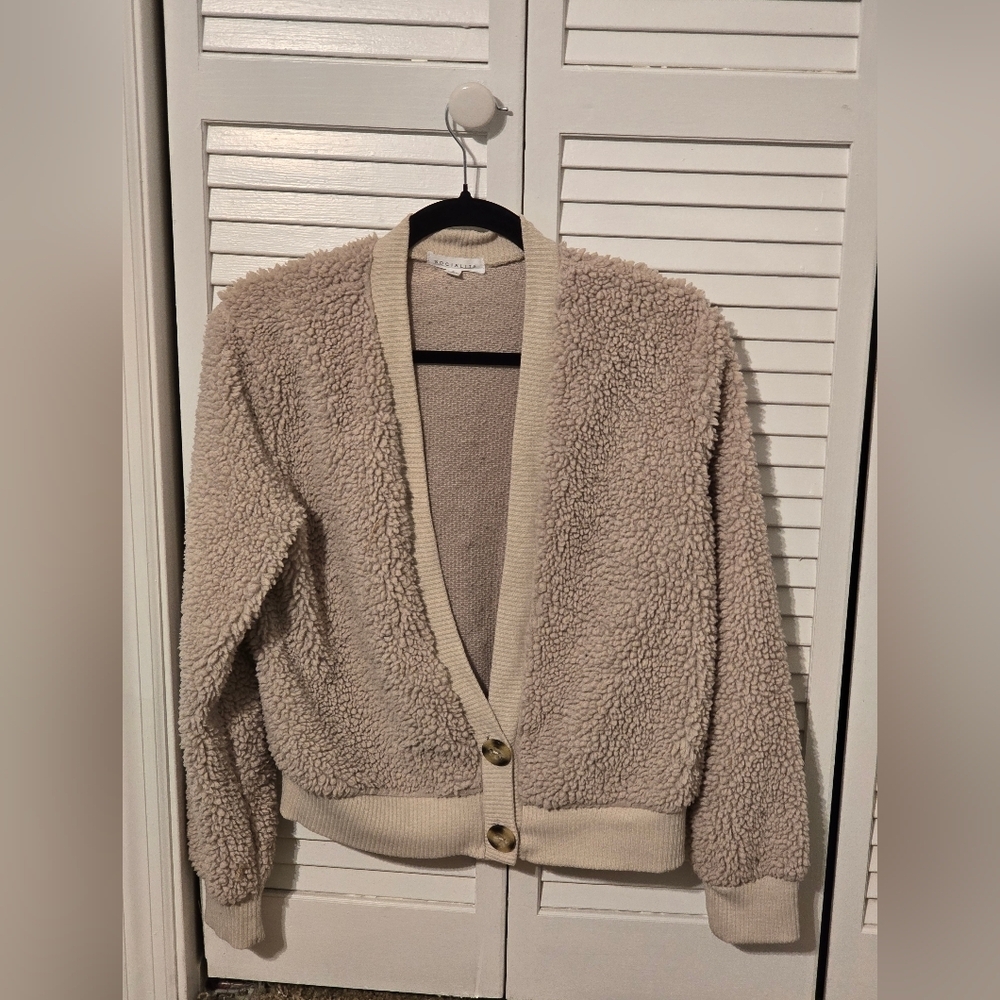 Socialite Sherpa Teddy Cardigan Beige Button Front Cozy Jacket | Small